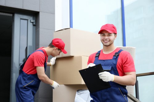 Reliable local moving support in Southgate
