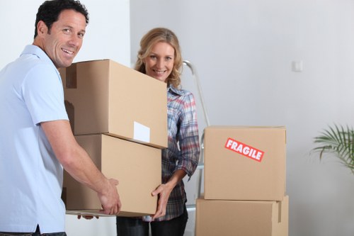 Southgate moving truck for household transport and loading support